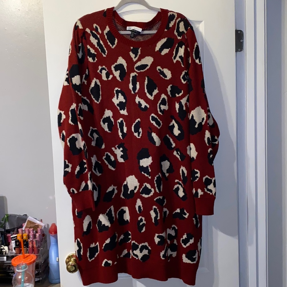 Burgundy cheetah print sweater